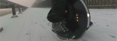 Winter unicycle riding, winter riding on one electric wheel
